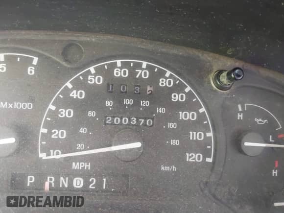 1999 Ford Explorer with VIN 1FMYU22E5XUC17179, listed as a IAAI auction lot 43424281 with 200,370 mi miles and . Bid and sale history available at DreamBid. Image 7.
