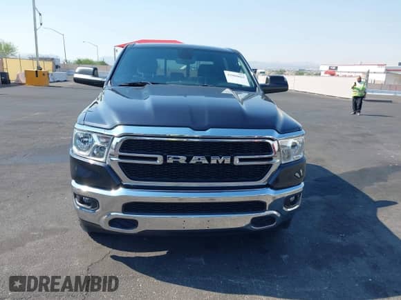 2021 Ram 1500 Big Horn z VIN 1C6RREFM9MN712074, wystawiony jako IAAI lot #42960665 z przebiegiem 44 477 mil mil oraz . Historia ofert i sprzedaży dostępna na DreamBid. Obrazek 12.
