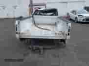 2016 Ford F-250 XL z VIN 1FTBF2A68GED00498, wystawiony jako IAAI lot #40550532 z przebiegiem Nie podano mil oraz . Historia ofert i sprzedaży dostępna na DreamBid. Obrazek 15.