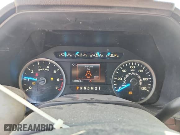 2016 Ford F-150 XLT with VIN 1FTEW1EP1GFA62319, listed as a Copart auction lot 84402665 with 188,352 mi miles and Salvage title. Bid and sale history available at DreamBid. Image 9.