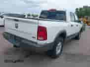 2010 Dodge 1500 SLT z VIN 1D7RV1CP9AS201379, wystawiony jako IAAI lot #42644340 z przebiegiem 224 976 mil mil oraz . Historia ofert i sprzedaży dostępna na DreamBid. Obrazek 4.