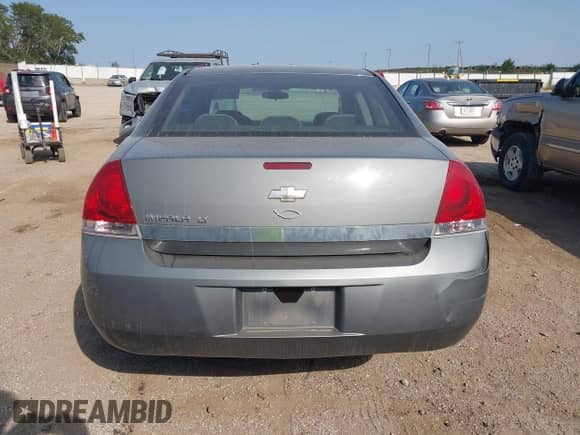 2008 Chevrolet Impala LT with VIN 2G1WT58N881262971, listed as a IAAI auction lot 43164537 with 199,996 mi miles and . Bid and sale history available at DreamBid. Image 16.