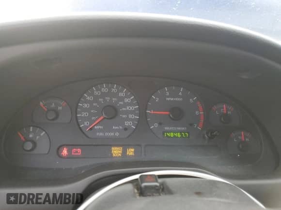 2004 Ford Mustang Deluxe с VIN 1FAFP444X4F107575, выставлен на аукционе Copart как лот 60908705 с пробегом 148 467 миль миль и Списание • Salvage title. История ставок и продаж доступна на DreamBid. Изображение 9.