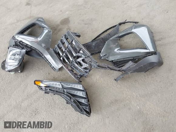 2024 Hyundai Tucson SEL Convenience with VIN KM8JCCD18RU177994, listed as a IAAI auction lot 43077380 with 13,729 mi miles and . Bid and sale history available at DreamBid. Image 12.