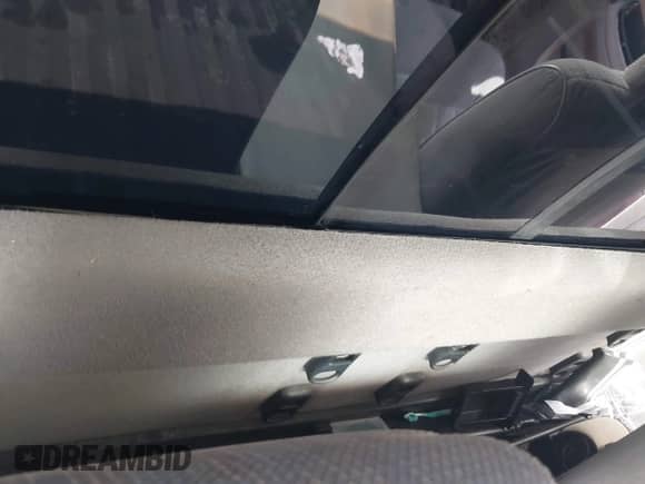 1994 Dodge 1500 z VIN 1B7HC16Y2RS532140, wystawiony jako IAAI lot #42542432 z przebiegiem 203 948 mil mil oraz . Historia ofert i sprzedaży dostępna na DreamBid. Obrazek 8.