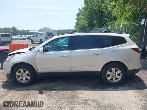 2014 Chevrolet Traverse LT с VIN 1GNKVHKD4EJ222381, выставлен на аукционе IAAI как лот 42844793 с пробегом 179 486 миль миль и . История ставок и продаж доступна на DreamBid. Изображение 14.