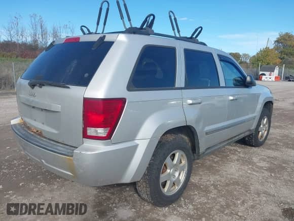 2010 Jeep Grand Cherokee Laredo с VIN 1J4PR4GK4AC133647, выставлен на аукционе IAAI как лот 43418769 с пробегом 235 931 миль миль и . История ставок и продаж доступна на DreamBid. Изображение 4.