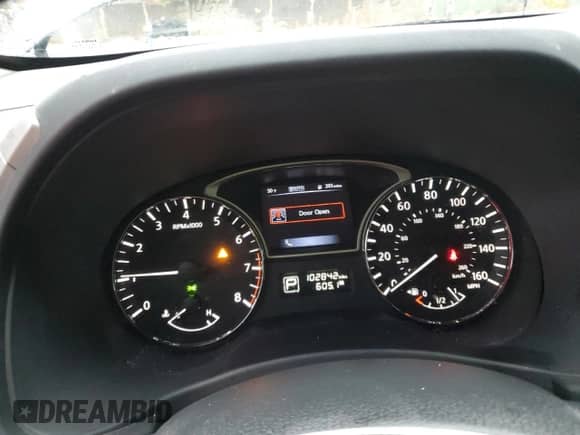 2015 Nissan Pathfinder SL with VIN 5N1AR2MM6FC647086, listed as a Copart auction lot 89498695 with 102,842 mi miles and Salvage title. Bid and sale history available at DreamBid. Image 9.