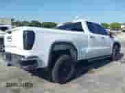 2020 GMC Sierra 1500 с VIN 1GTR8AEHXLZ364124, выставлен на аукционе IAAI как лот 42259098 с пробегом 132 243 миль миль и . История ставок и продаж доступна на DreamBid. Изображение 4.