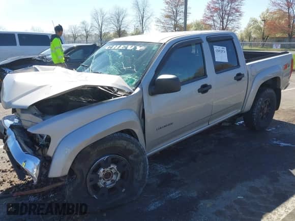 2004 Chevrolet Colorado 1SB LS Z85 с VIN 1GCDT136348198952, выставлен на аукционе IAAI как лот 42052874 с пробегом 159 935 миль миль и . История ставок и продаж доступна на DreamBid. Изображение 2.