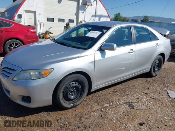 2010 Toyota Camry with VIN 4T4BF3EK8AR021824, listed as a IAAI auction lot 42408321 with 182,889 mi miles and . Bid and sale history available at DreamBid. Image 2.