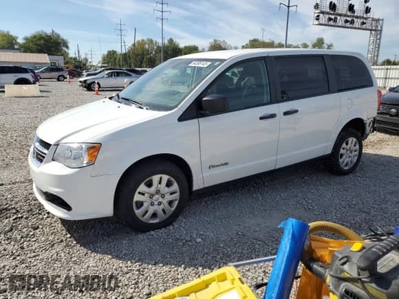 2019 Dodge Grand Caravan SE z VIN 2C7WDGBG2KR801459, wystawiony jako Copart lot #84395145 z przebiegiem 34 007 mil mil oraz Szkoda całkowita • Salvage title. Historia ofert i sprzedaży dostępna na DreamBid. Obrazek 1.