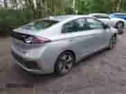 2020 Hyundai Ioniq SEL with VIN KMHC85LC8LU211089, listed as a IAAI auction lot 42982149 with 35,434 mi miles and . Bid and sale history available at DreamBid. Image 4.