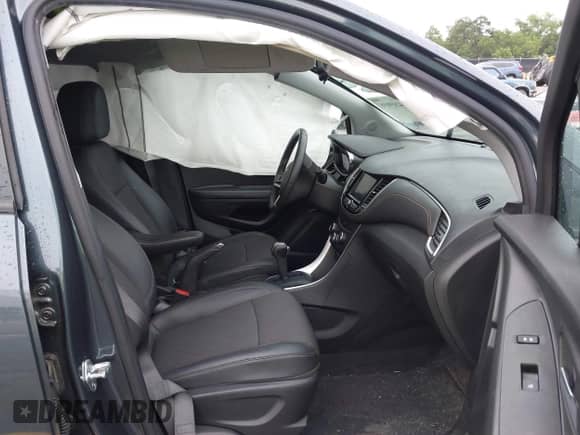 2022 Chevrolet Trax LT с VIN KL7CJLSM4NB564867, выставлен на аукционе IAAI как лот 42459698 с пробегом 10 502 миль миль и . История ставок и продаж доступна на DreamBid. Изображение 5.