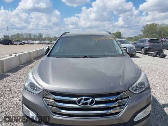 2014 Hyundai Santa Fe с VIN 5XYZU3LA1EG190989, выставлен на аукционе IAAI как лот 43132248 с пробегом 155 613 миль миль и . История ставок и продаж доступна на DreamBid. Изображение 6.