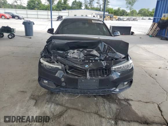 2018 BMW 4 Series 430i with VIN WBA4Z1C50JEC59368, listed as a Copart auction lot 63318175 with 75,179 mi miles and Salvage title. Bid and sale history available at DreamBid. Image 5.
