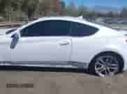 2016 Hyundai Genesis Coupe R-Spec с VIN KMHHU6KJ7GU132025, выставлен на аукционе IAAI как лот 41848778 с пробегом 63 562 миль миль и . История ставок и продаж доступна на DreamBid. Изображение 14.