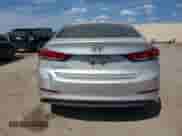 2018 Hyundai Elantra SEL z VIN 5NPD84LF1JH324998, wystawiony jako Copart lot #81449605 z przebiegiem 101 411 mil mil oraz Nie do naprawy • Non repairable. Historia ofert i sprzedaży dostępna na DreamBid. Obrazek 6.