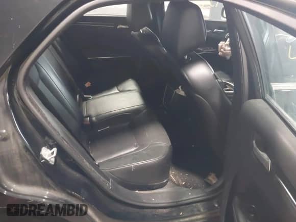 2013 Chrysler 300 C z VIN 2C3CCAET9DH580805, wystawiony jako IAAI lot #43441871 z przebiegiem 176 185 mil mil oraz . Historia ofert i sprzedaży dostępna na DreamBid. Obrazek 8.