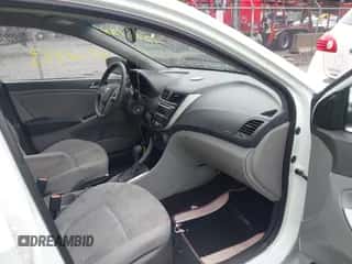 2017 Hyundai Accent SE с VIN KMHCT5AEXHU310166, выставлен на аукционе IAAI как лот 43361243 с пробегом 116 450 миль миль и . История ставок и продаж доступна на DreamBid. Изображение 5.