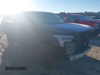 2024 Toyota Tundra Limited z VIN 5TFWA5DB0RX201305, wystawiony jako IAAI lot #41576904 z przebiegiem 4 896 mil mil oraz . Historia ofert i sprzedaży dostępna na DreamBid. Obrazek 1.