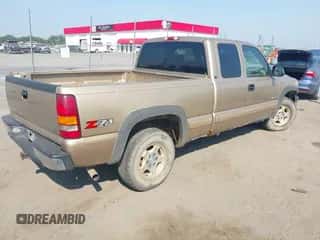 2001 Chevrolet Silverado 1500 LS z VIN 2GCEK19T511175627, wystawiony jako IAAI lot #43231300 z przebiegiem 280 406 mil mil oraz . Historia ofert i sprzedaży dostępna na DreamBid. Obrazek 4.