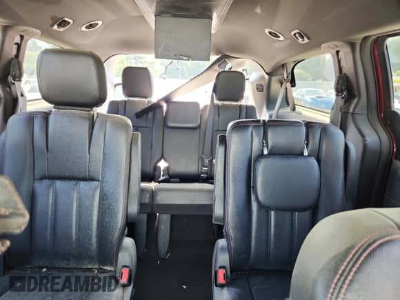 2019 Dodge Grand Caravan GT with VIN 2C4RDGEG7KR535460, listed as a Copart auction lot 66539915 with 217,118 mi miles and Clean title. Bid and sale history available at DreamBid. Image 10.