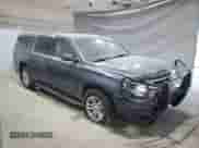 2017 Chevrolet Suburban LT с VIN 1GNSKHKC5HR165128, выставлен на аукционе Copart как лот 66554175 с пробегом 120 612 миль миль и Списание • Salvage title. История ставок и продаж доступна на DreamBid. Изображение 4.