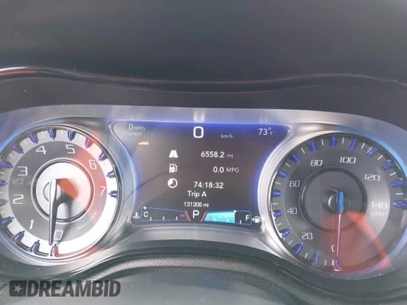 2017 Chrysler 300 S с VIN 2C3CCABGXHH616160, выставлен на аукционе IAAI как лот 42206004 с пробегом 131 306 миль миль и . История ставок и продаж доступна на DreamBid. Изображение 7.