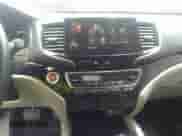 2020 Honda Pilot Touring 8-Passenger с VIN 5FNYF5H9XLB019372, выставлен на аукционе IAAI как лот 39672588 с пробегом 71 889 миль миль и . История ставок и продаж доступна на DreamBid. Изображение 17.