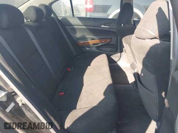 2011 Honda Accord EX с VIN 1HGCP2F73BA077128, выставлен на аукционе IAAI как лот 42905909 с пробегом 207 273 миль миль и . История ставок и продаж доступна на DreamBid. Изображение 8.