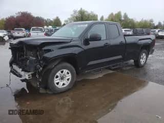 2022 Toyota Tundra with VIN 5TFKB5GD8NX001372, listed as a Copart auction lot 84473455 with 44,180 mi miles and Salvage title. Bid and sale history available at DreamBid. Image 1.
