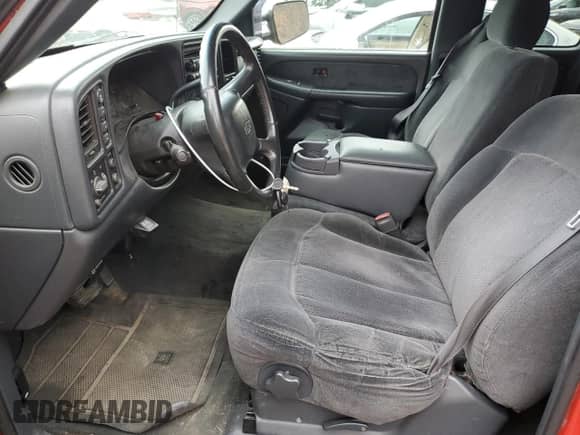 2000 Chevrolet Silverado 2500 LT с VIN 1GCGK29U8YZ121957, выставлен на аукционе Copart как лот 82909834 с пробегом 220 289 миль миль и Чистый • Clean title. История ставок и продаж доступна на DreamBid. Изображение 7.