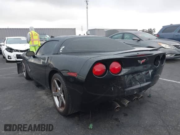 2006 Chevrolet Corvette с VIN 1G1YY26U265114815, выставлен на аукционе IAAI как лот 43363827 с пробегом 181 713 миль миль и . История ставок и продаж доступна на DreamBid. Изображение 3.