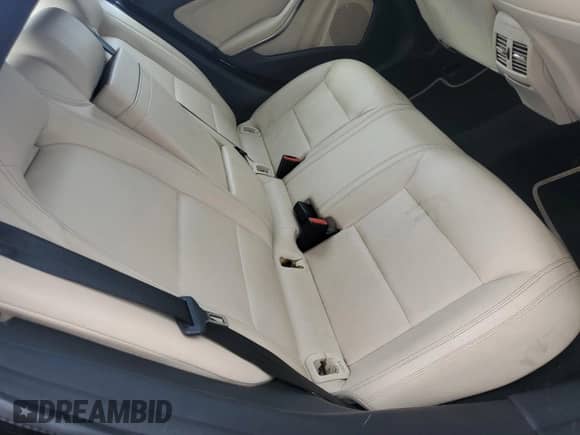 2018 Mercedes-Benz CLA 250 с VIN WDDSJ4EBXJN695489, выставлен на аукционе Copart как лот 67488745 с пробегом 53 657 миль миль и Списание • Salvage title. История ставок и продаж доступна на DreamBid. Изображение 10.