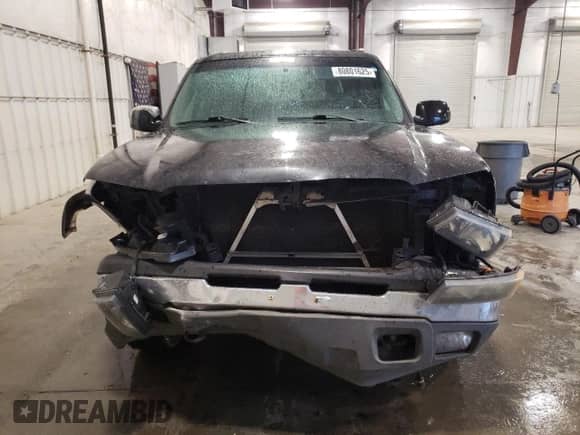 2003 Chevrolet Avalanche z VIN 3GNEK13T23G336204, wystawiony jako Copart lot #80801625 z przebiegiem 182 085 mil mil oraz Szkoda całkowita • Salvage title. Historia ofert i sprzedaży dostępna na DreamBid. Obrazek 5.