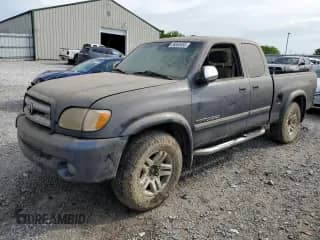 2004 Toyota Tundra SR5 z VIN 5TBBT44114S448219, wystawiony jako Copart lot #56860455 z przebiegiem Nie podano mil oraz Szkoda całkowita • Salvage title. Historia ofert i sprzedaży dostępna na DreamBid. Obrazek 1.