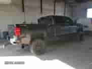2015 Chevrolet Silverado 2500HD LTZ z VIN 1GC1KWE88FF631410, wystawiony jako Copart lot #65878395 z przebiegiem 118 963 mil mil oraz Szkoda całkowita • Salvage title. Historia ofert i sprzedaży dostępna na DreamBid. Obrazek 3.