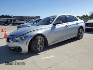 2018 BMW 3 Series 330i with VIN WBA8B9G54JNU57690, listed as a Copart auction lot 87233225 with 78,227 mi miles and Clean title. Bid and sale history available at DreamBid. Image 1.