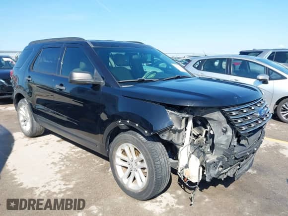 2017 Ford Explorer z VIN 1FM5K7B86HGC31351, wystawiony jako IAAI lot #43379501 z przebiegiem 122 291 mil mil oraz . Historia ofert i sprzedaży dostępna na DreamBid. Obrazek 1.
