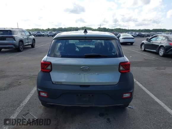 2020 Hyundai Venue SE с VIN KMHRB8A32LU044891, выставлен на аукционе IAAI как лот 42943439 с пробегом 133 258 миль миль и . История ставок и продаж доступна на DreamBid. Изображение 16.
