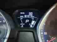 2012 Hyundai Elantra GLS z VIN 5NPDH4AE2CH066827, wystawiony jako IAAI lot #41763331 z przebiegiem 164 373 mil mil oraz . Historia ofert i sprzedaży dostępna na DreamBid. Obrazek 16.