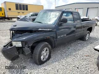2000 Dodge 1500 with VIN 1B7HC13Y0YJ166381, listed as a Copart auction lot 67524955 with Not provided miles and Salvage title. Bid and sale history available at DreamBid. Image 1.