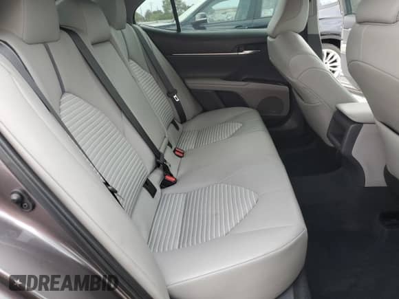 2022 Toyota Camry SE with VIN 4T1G11AK6NU648309, listed as a Copart auction lot 85360015 with 32,188 mi miles and Salvage title. Bid and sale history available at DreamBid. Image 10.