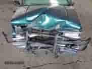 1997 Chevrolet Suburban z VIN 3GNEC16RXVG178307, wystawiony jako Copart lot #48878935 z przebiegiem 179 717 mil mil oraz Szkoda całkowita • Salvage title. Historia ofert i sprzedaży dostępna na DreamBid. Obrazek 13.