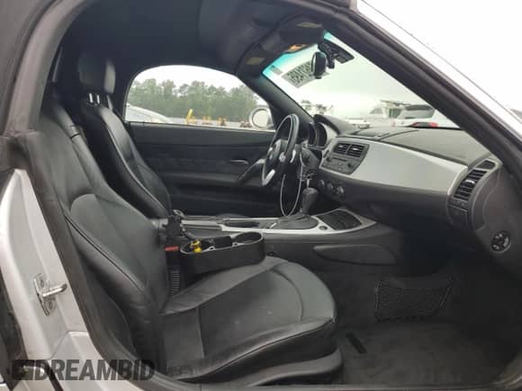 2008 BMW Z4 3.0i с VIN 4USBU33518LW75169, выставлен на аукционе Copart как лот 64621495 с пробегом 119 113 миль миль и Списание • Salvage title. История ставок и продаж доступна на DreamBid. Изображение 10.