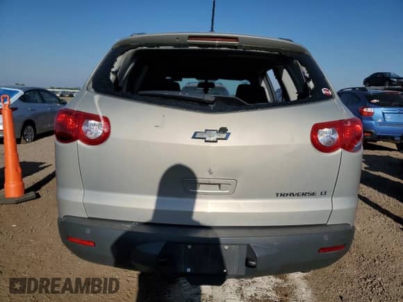 2010 Chevrolet Traverse 1LT с VIN 1GNLRFED4AS129664, выставлен на аукционе Copart как лот 68589545 с пробегом 112 070 миль миль и Чистый • Clean title. История ставок и продаж доступна на DreamBid. Изображение 6.