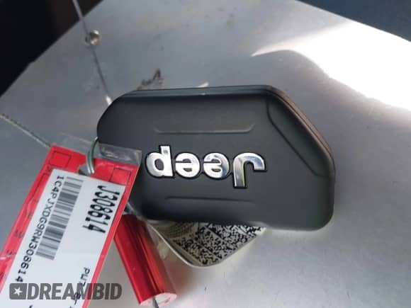 2024 Jeep Wrangler Sport S с VIN 1C4PJXDG9RW308614, выставлен на аукционе IAAI как лот 42026232 с пробегом 4 987 миль миль и . История ставок и продаж доступна на DreamBid. Изображение 11.