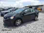 2012 Chevrolet Sonic LT z VIN 1G1JD5SB3C4210389, wystawiony jako Copart lot #66197265 z przebiegiem 150 926 mil mil oraz Szkoda całkowita • Salvage title. Historia ofert i sprzedaży dostępna na DreamBid. Obrazek 1.