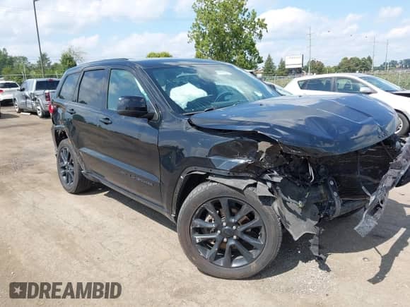 2020 Jeep Grand Cherokee Altitude with VIN 1C4RJFAG1LC239370, listed as a IAAI auction lot 43158691 with 47,017 mi miles and . Bid and sale history available at DreamBid. Image 1.